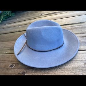 Wyeth Connor Fedora leather band 
adjustable 
New